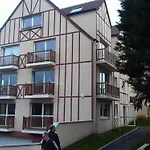 Sweet Sud 2* Deauville