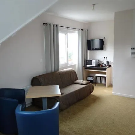 Hotel apartamentowy Sweet Sud Deauville