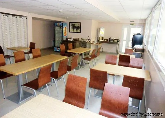 Sweet Sud Aparthotel 2*