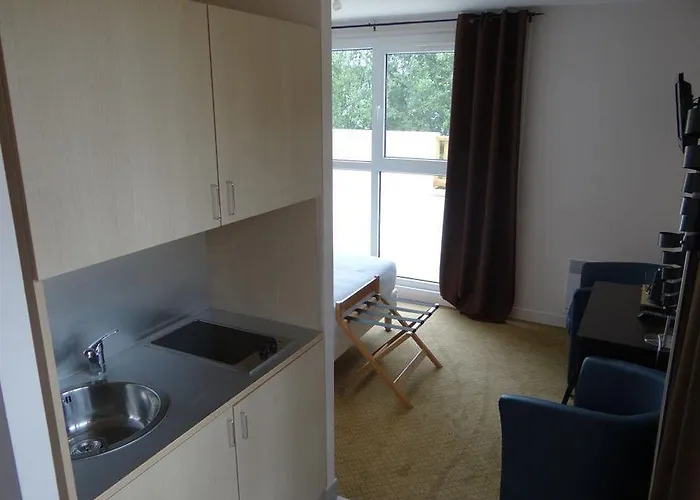 Sweet Sud Aparthotel