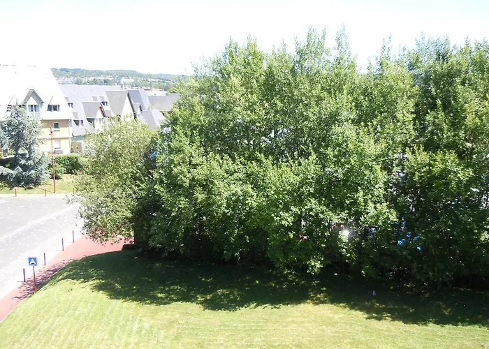 Aparthotel Sweet Sud 2*